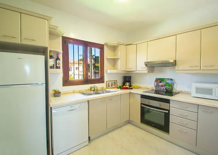 Willa Cohete - Plusholidays Ifach